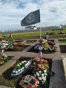 Фото могилы наёмника ЧВК "Вагнера" из тг-канала "Титушки в Краснодаре"